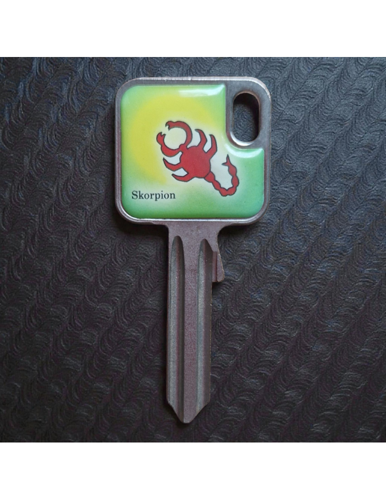 Schlüsselrohling Sternzeichen Skorpion – kraftvolles Design