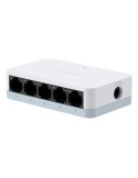 D-Link DES-1005C Unmanaged Switch 5x Fast Ethernet, Desktop, Plug-and-Play